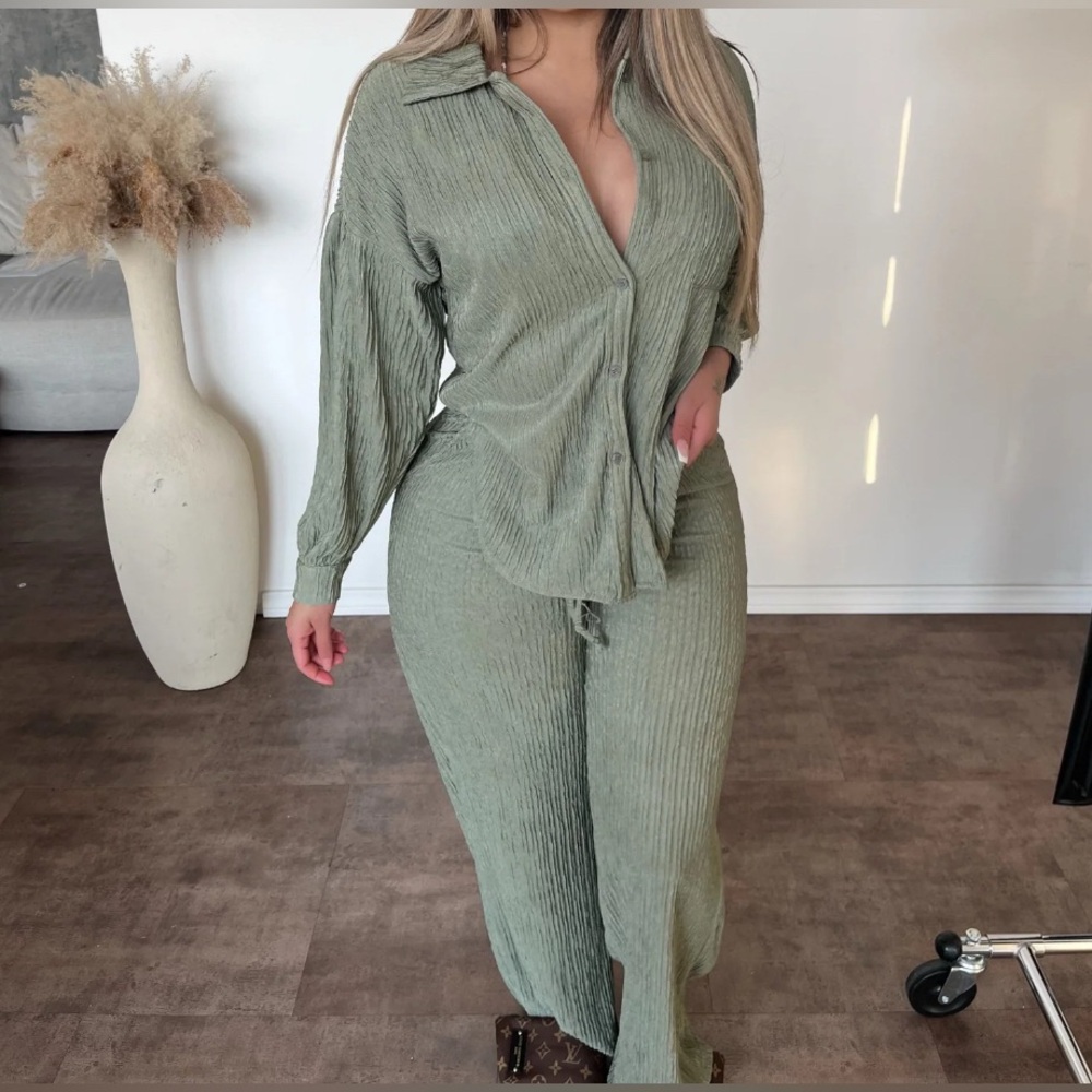 OOTDFash Olive Green Ribbed Two-Piece Jumpsuit Set